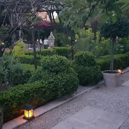 Chambres D'Hotes Jardin D'Ivoire Saint-Gervais-la-Forêt Exteriér fotografie